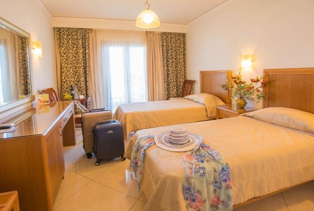 Фотография Ariadne Beach 3*