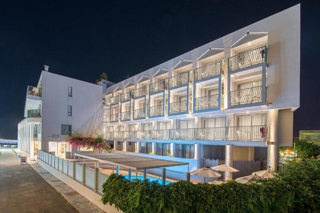 Фотографія Alia Beach Hotel 3*