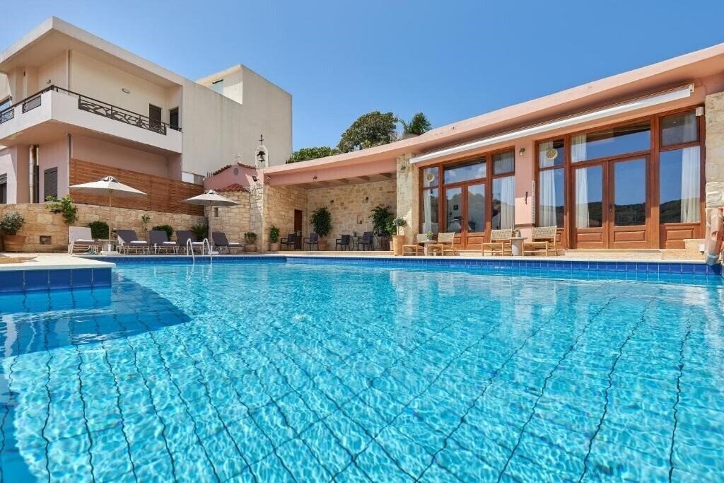 Готель Petronikolis Traditional House 4*
