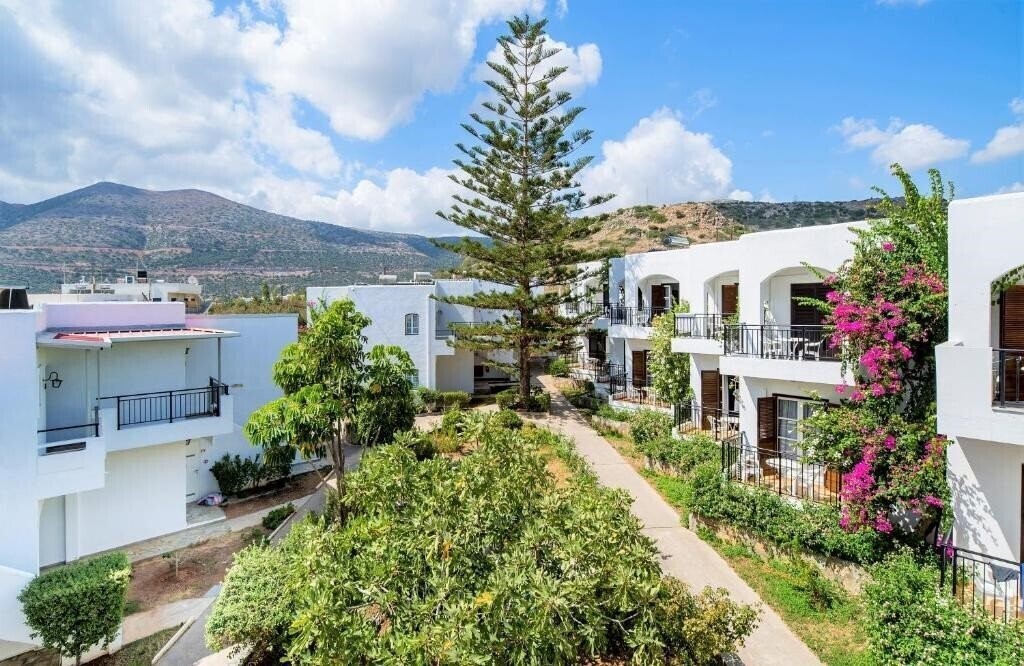Изображение Horizon Beach Hotel 4*