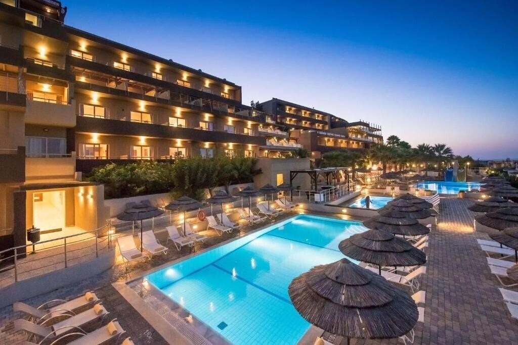 Готель Blue Bay Resort & SPA 4*