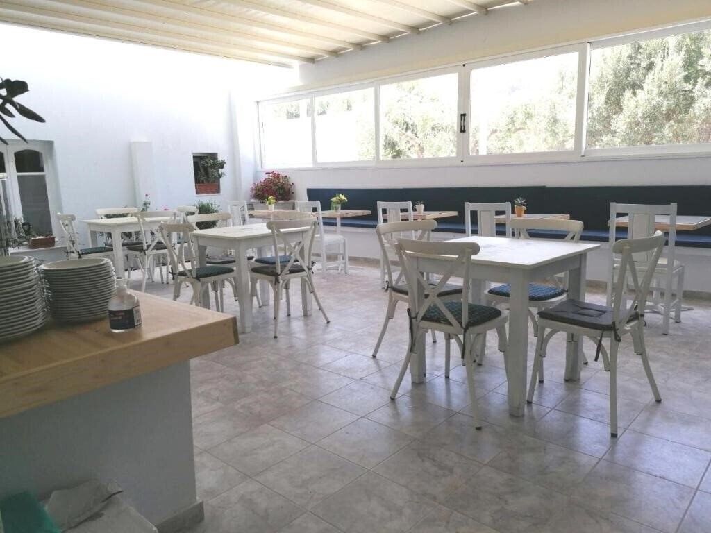 Фотография Adamakis Hotel 2*