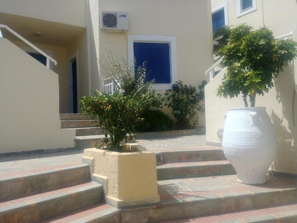 Изображение Frida Village Apartments 3*