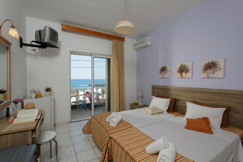 Изображение Zorbas Hotel 2*