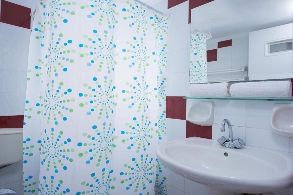 Фотографія Rena Apartments 3*