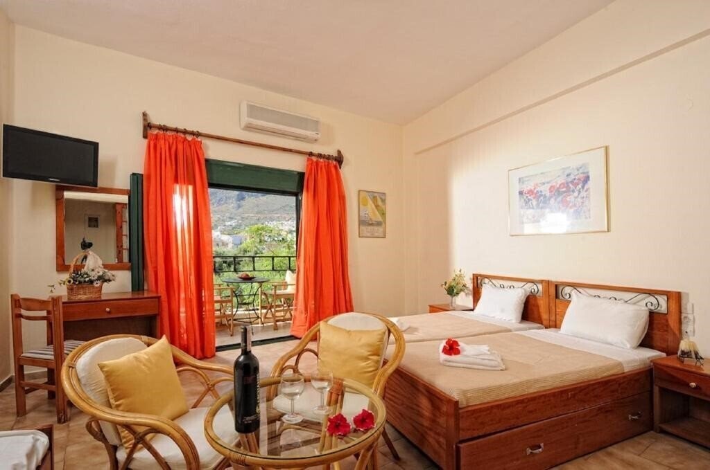 Отель Erofili Apartments 3*
