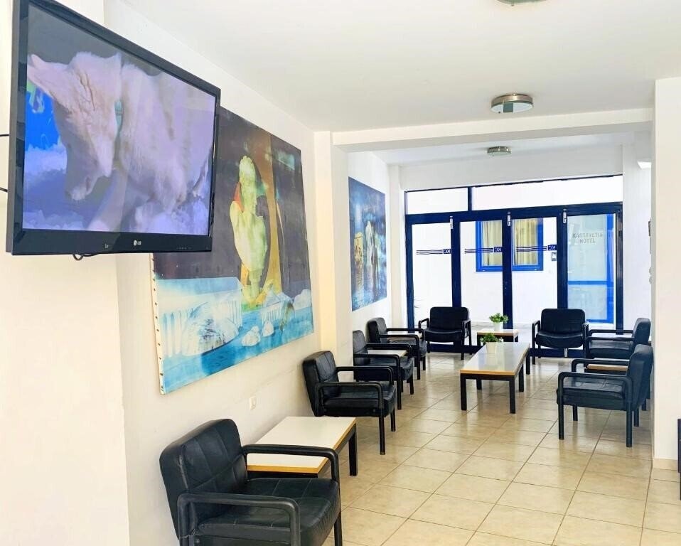 Отель Kassavetis Center Studios & Hotel Apartments 3*