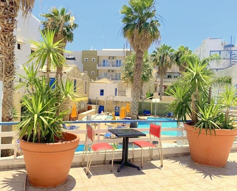 Фото Kassavetis Center Studios & Hotel Apartments 3*