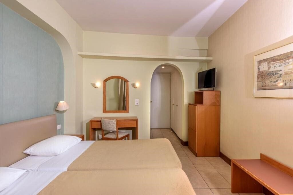 Готель El Greco Hotel Heraklion 2*