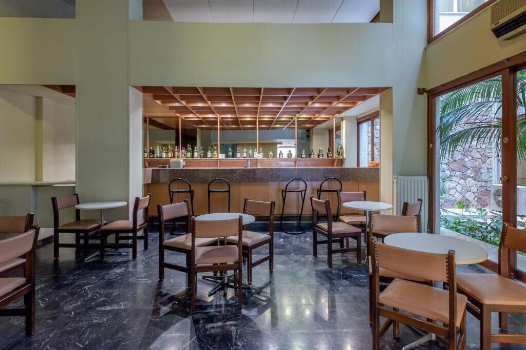 Фотографія El Greco Hotel Heraklion 2*
