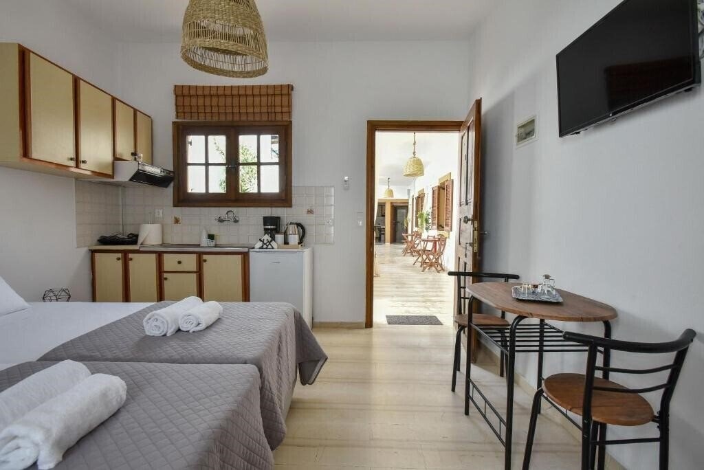 Фотография Eva Studios & Apartments 2*