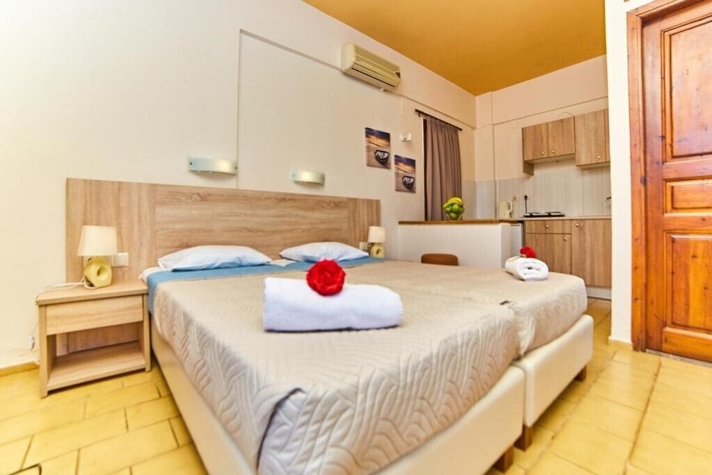 Отель Villa Diasselo Apartments 3*