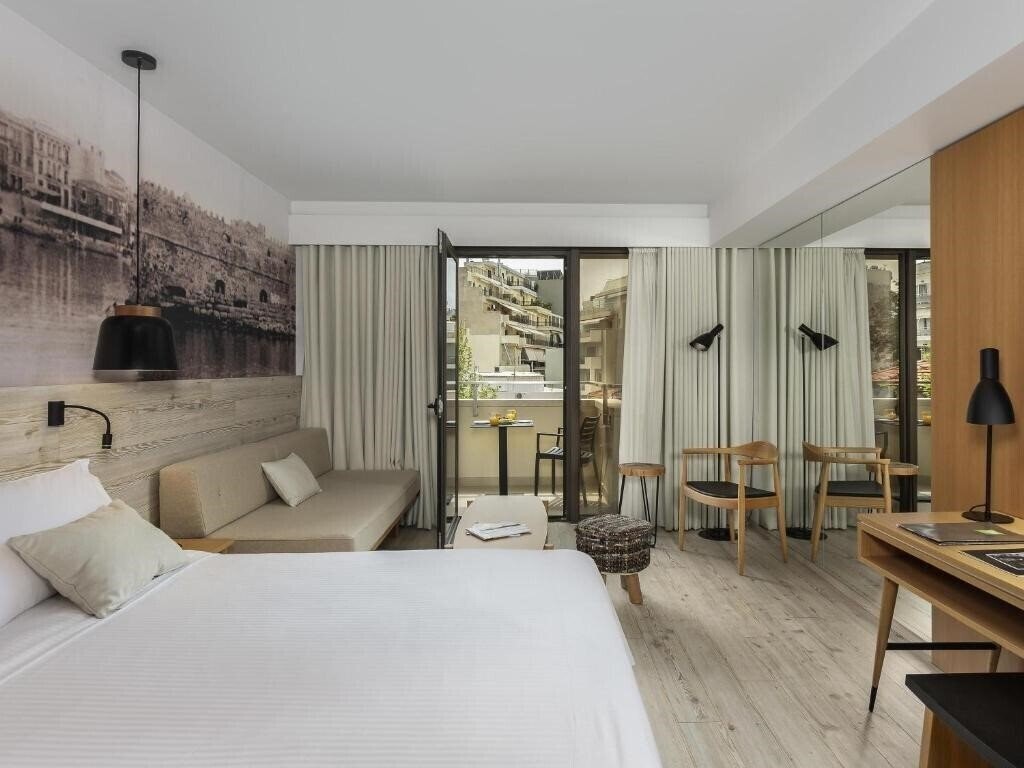 Фото Ibis Styles Heraklion Central 4*