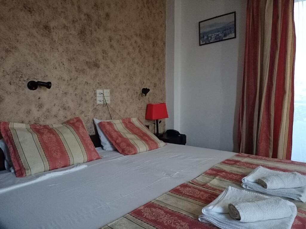 Фото Elvira Hotel 2*