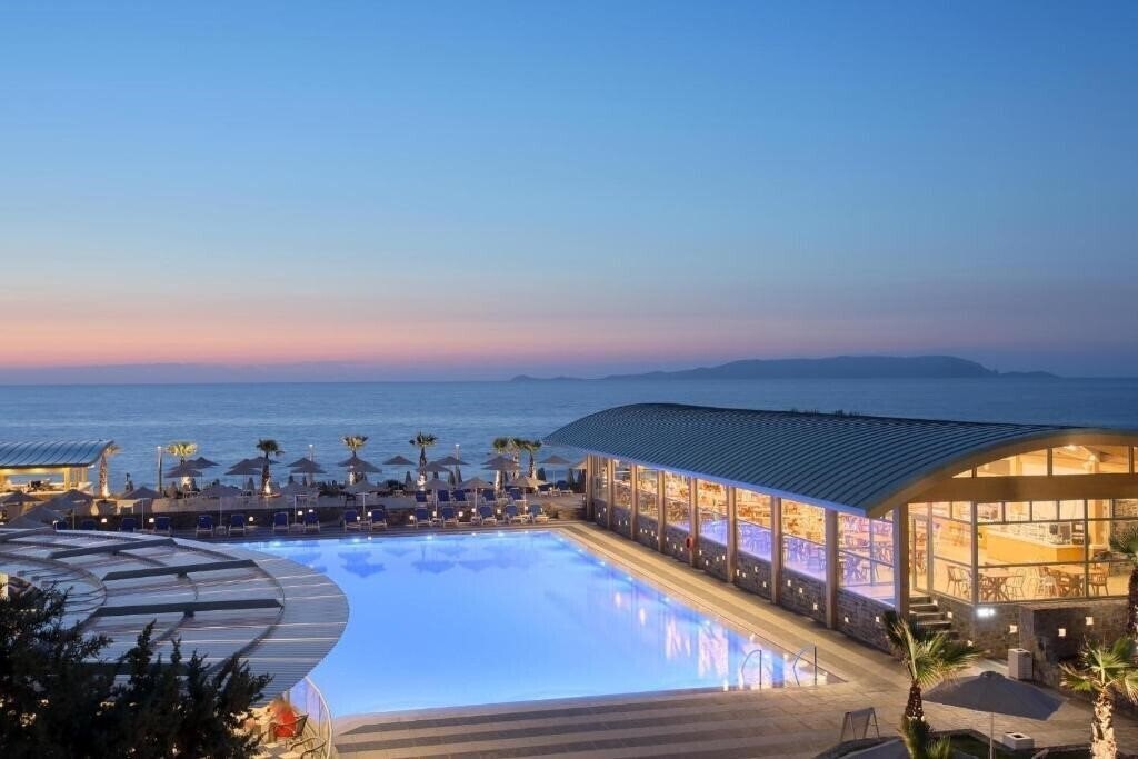Фотографія Arina Beach 5*