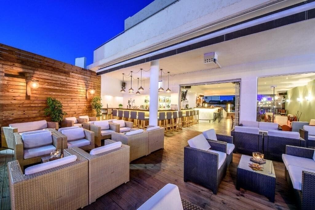 Готель Despina Apartments 3*