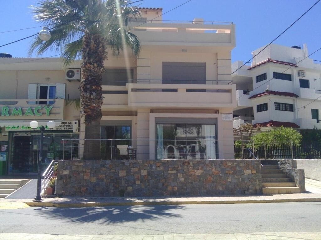 Готель Maria Apartments (Agia Pelagia) 3*