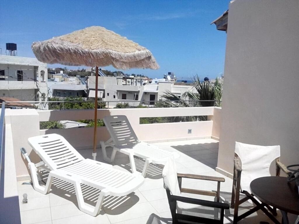 Фотографія Maria Apartments (Agia Pelagia) 3*