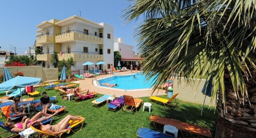 Фотография Stelios Residence 2*