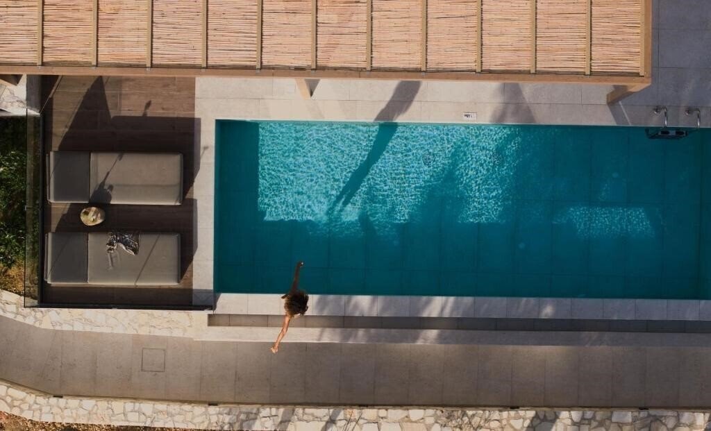 Отель Irida Hotel & Apartments 4*