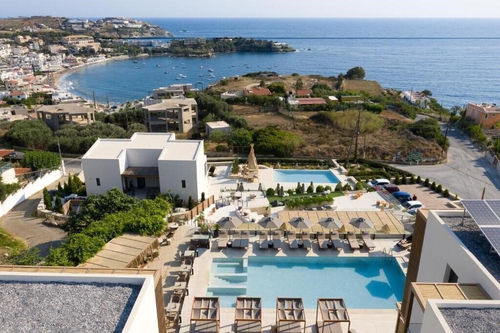 Фото Irida Hotel & Apartments 4*