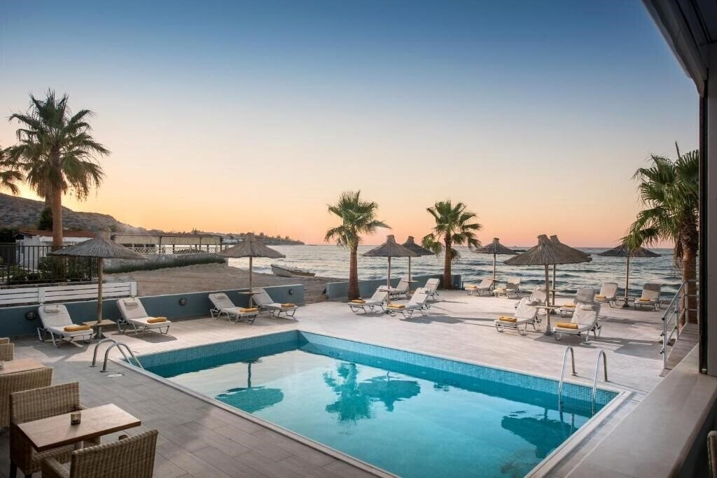 Фотография Compass Stalis Beach 4*