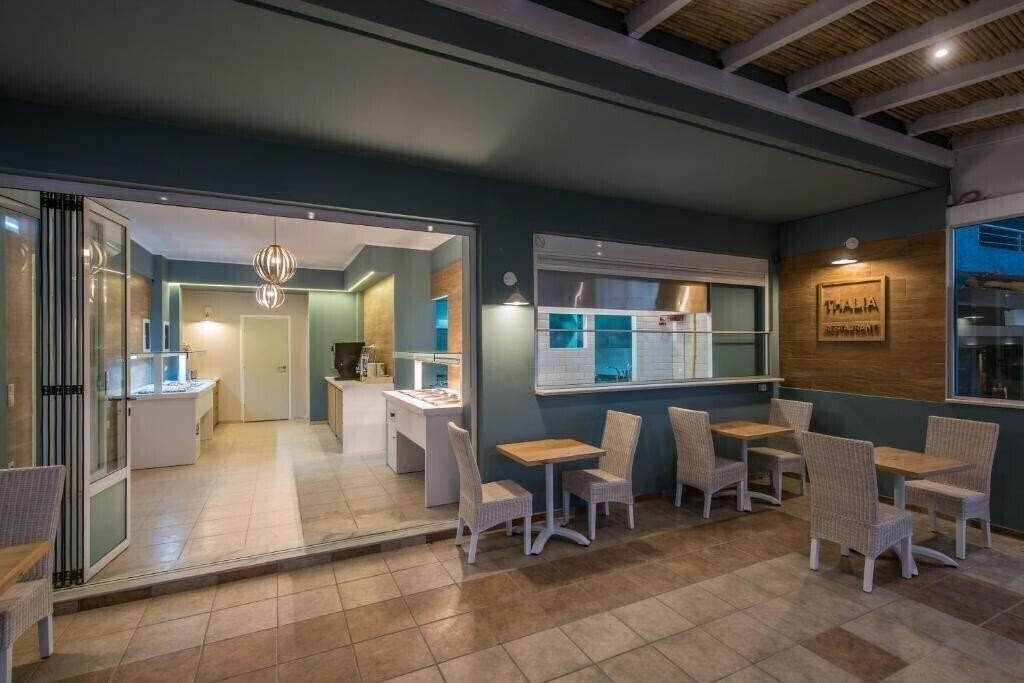 Изображение Compass Stalis Beach 4*