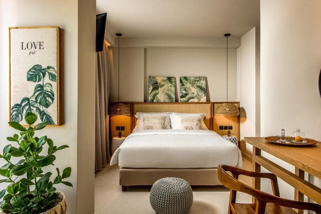 Фото Dom Boutique Hotel Heraklion 4*
