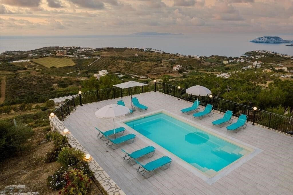 Отель Villa Aura Pine 3*