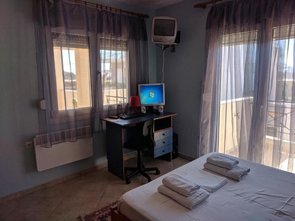 Картинка Prinos Apartments 3*