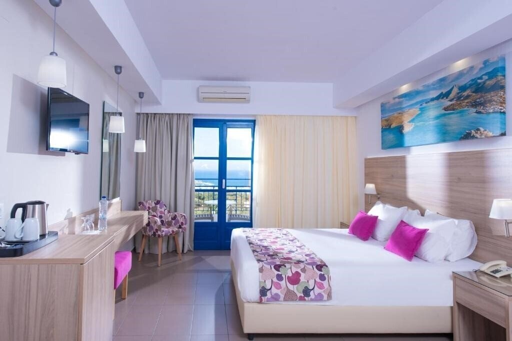 Изображение Astra Village Apartments & Suites 3*