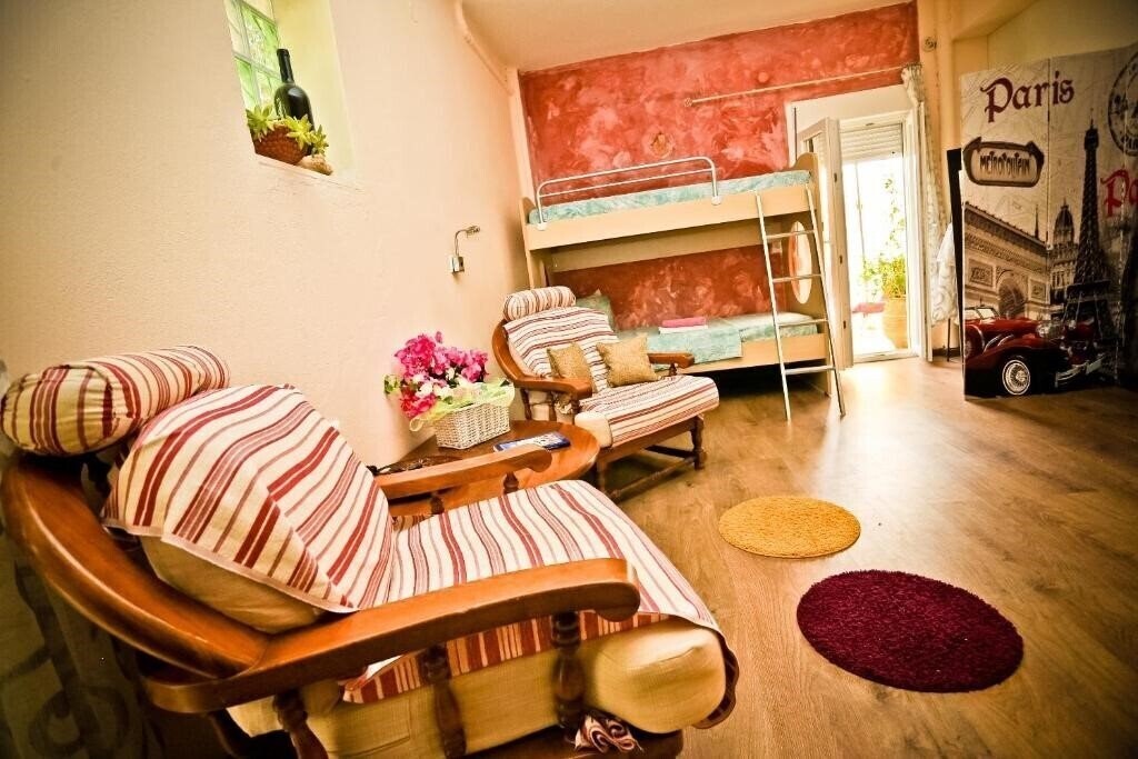 Фото Home Suites 4*