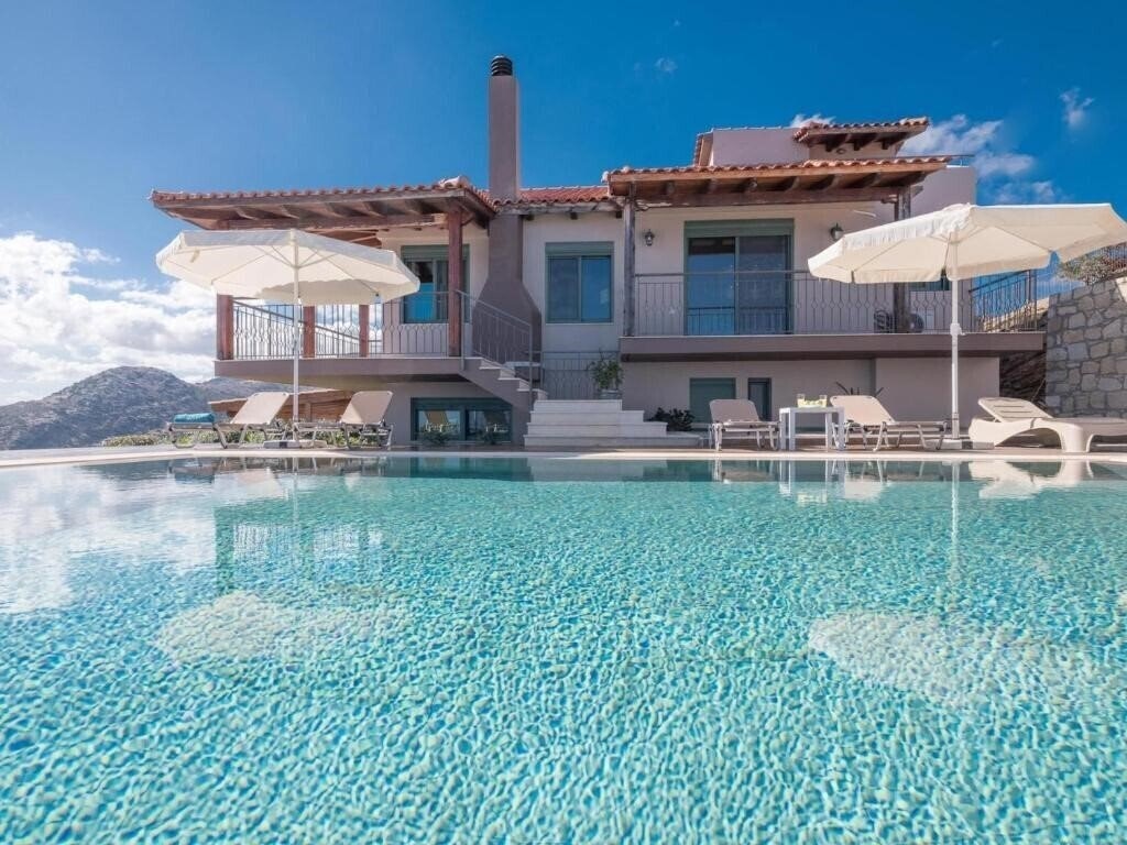 Отель Villa Eolos 4*