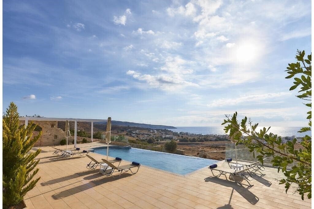 Отель Elkysti Crete Deluxe Apartments 4*