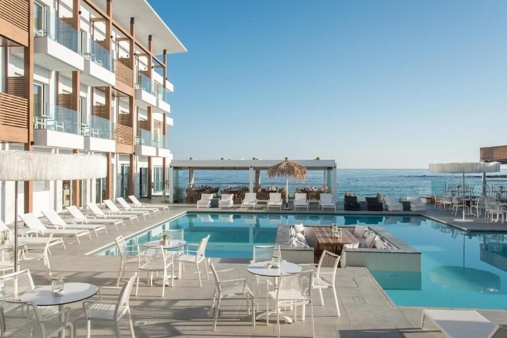Картинка Enorme Ammos Beach 5*