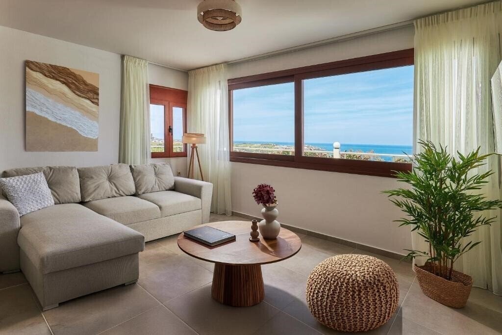 Картинка OZEA Elevated Living 4*