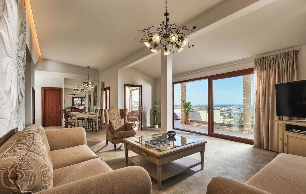 Фотография OZEA Elevated Living 4*
