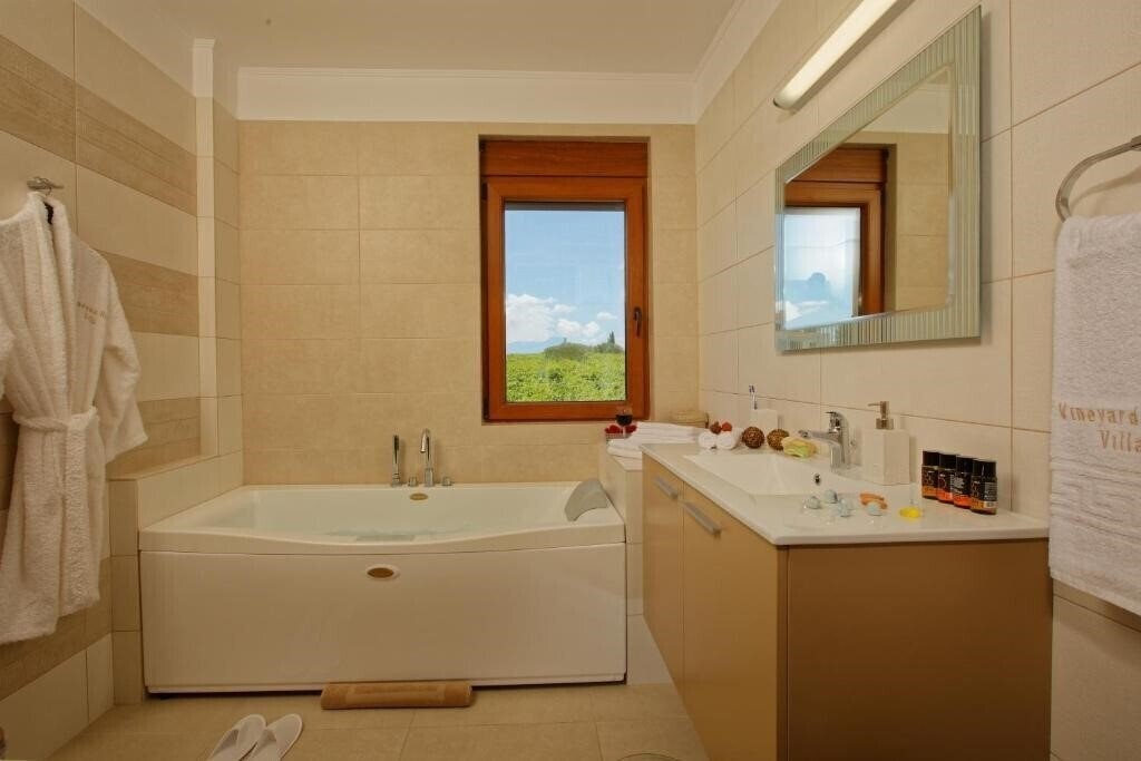 Фотография Cretan Vineyard Hill Villa 4*