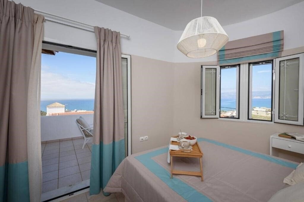 Фото Rodanthi Hospitality 4*