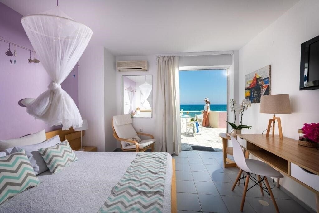 Фото Talgo Suites 4*