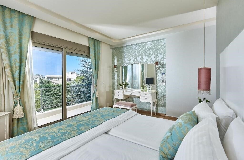 Фото Villa Evergreen 4*