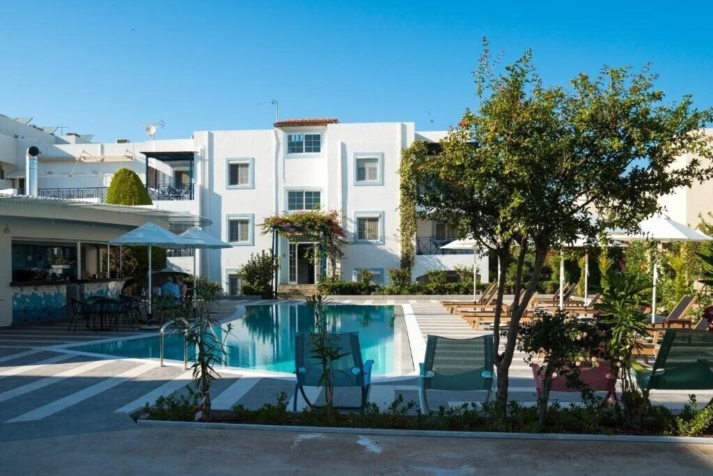 Готель Evdokia Suites 4*