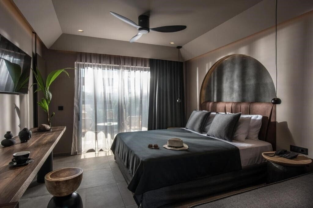 Готель Alsus Boutique Hotel - Adults Only 3*