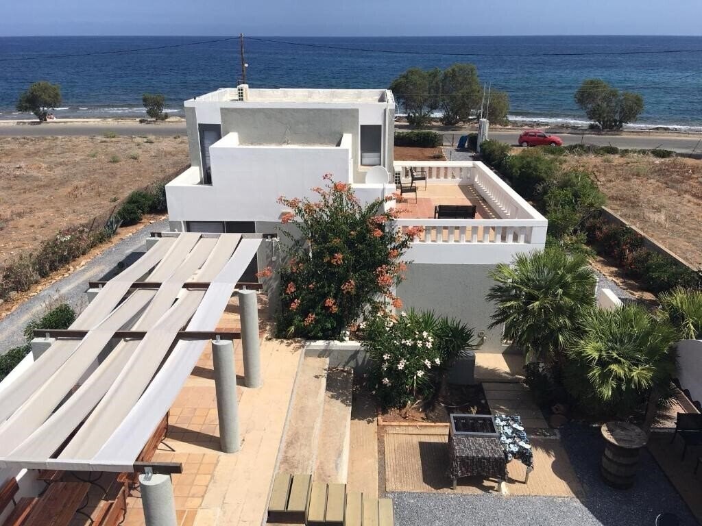 Отель Anissaras Beach Apartments 3*