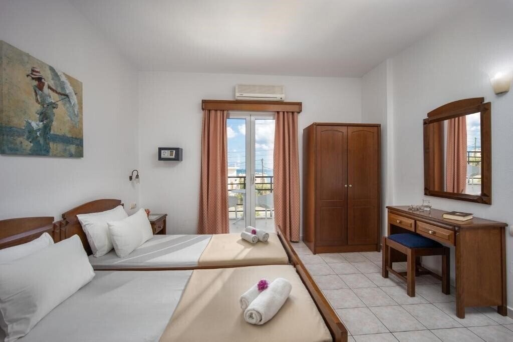 Фото Astir Studios 3*