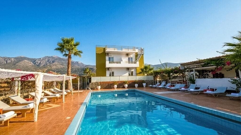 Отель Babalogo Apartments 3*