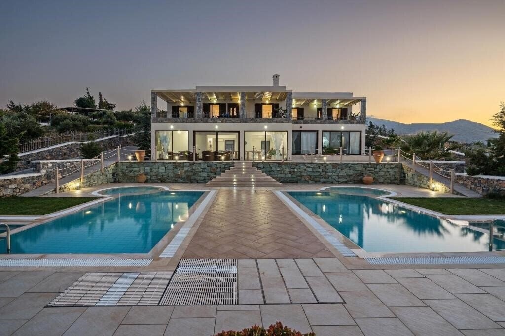 Отель Anemomilos Villas Agia Pelagia 3*