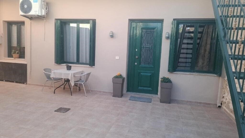 Отель Heraklion Central Home 3*