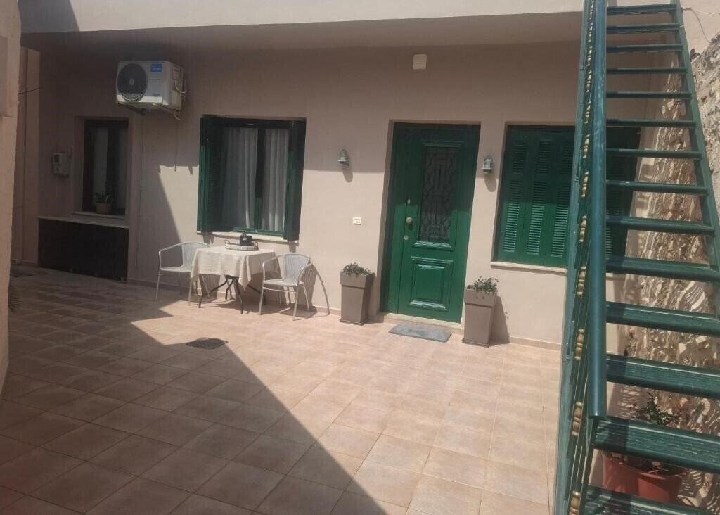 Фото Heraklion Central Home 3*