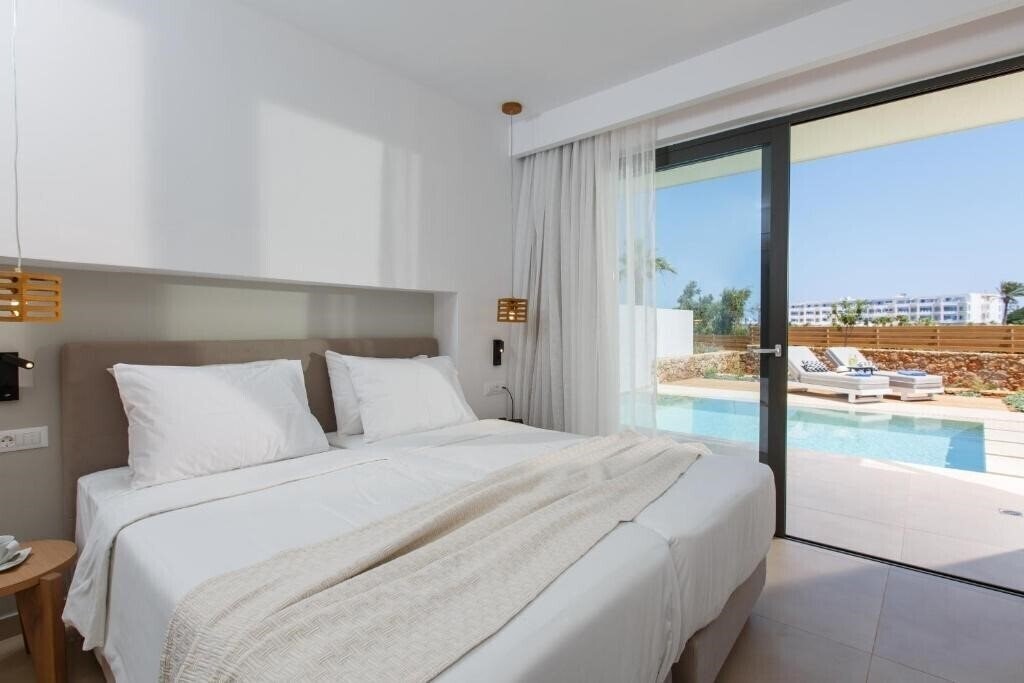 Изображение Aloe Boutique Hotel Powered by Anissa Beach 4*